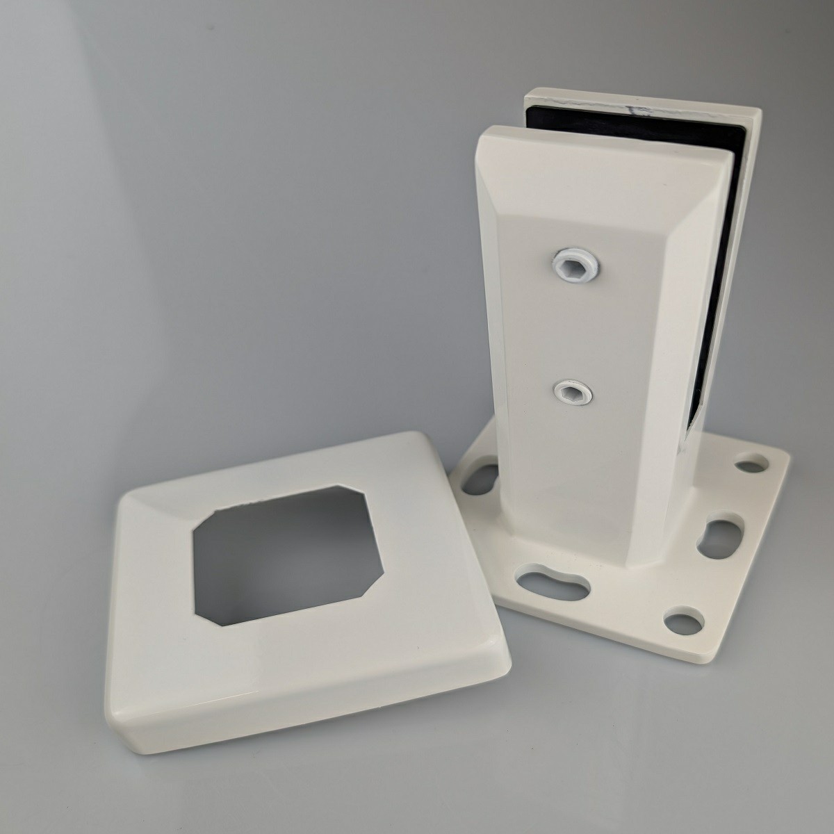 Non conductive Base Plated Spigot in White